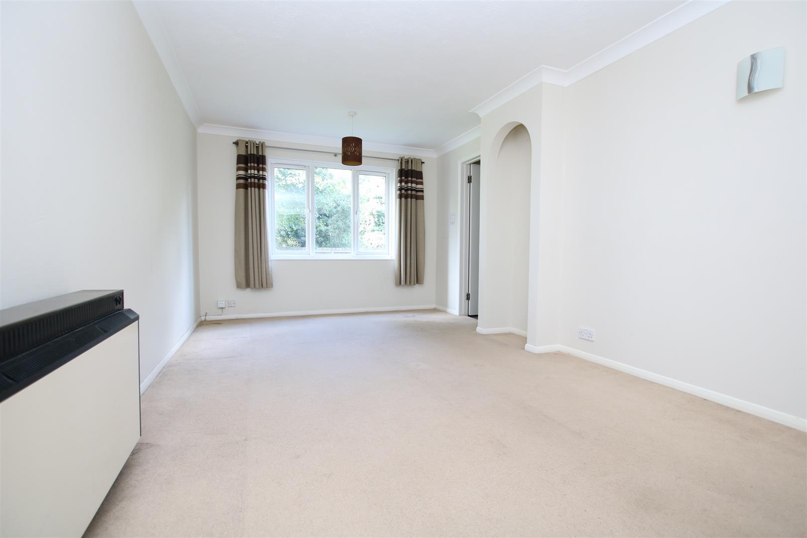 Newbridge Close, Broadbridge Heath, Horsham